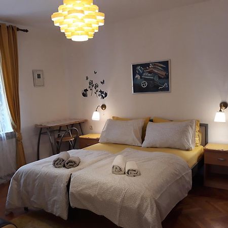 Apartments Garden Ровинь Экстерьер фото