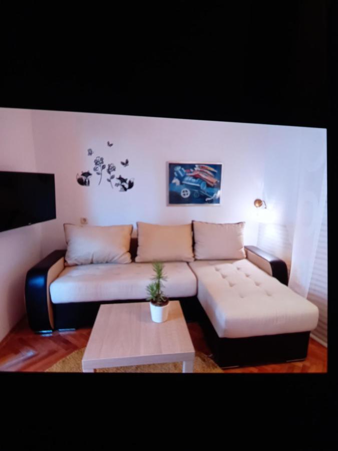 Apartments Garden Ровинь Экстерьер фото